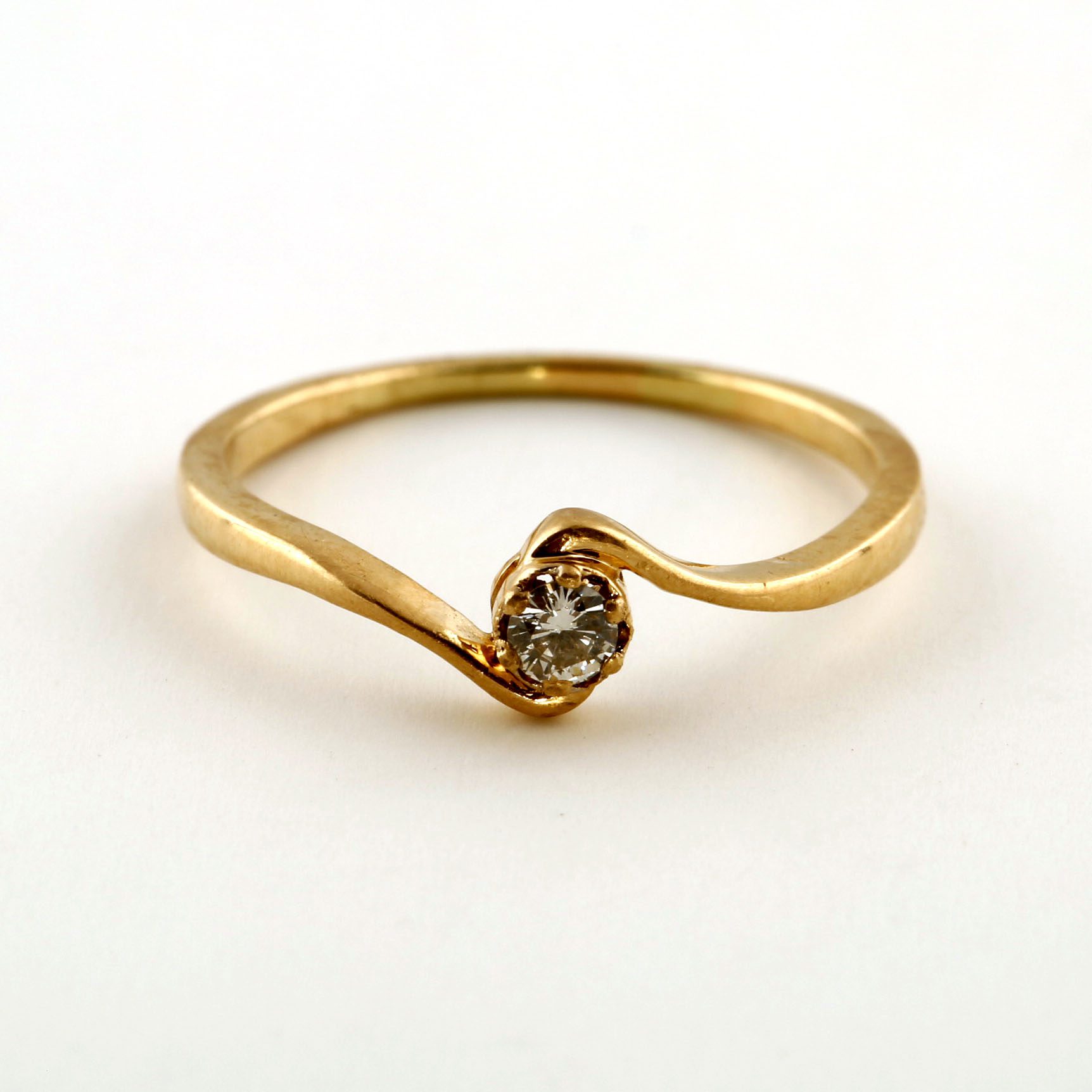 Diamond Om Ring in Solid Gold , Gold Om Ring, Om Ring With Diamonds,  Diamond Ring, Om Jewelry, Gift Ring for Her, Hindu Religion - Etsy